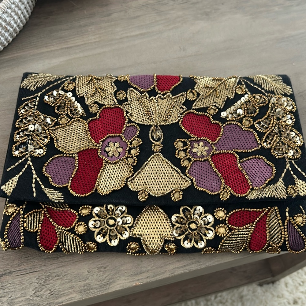 Lulus beaded clutch